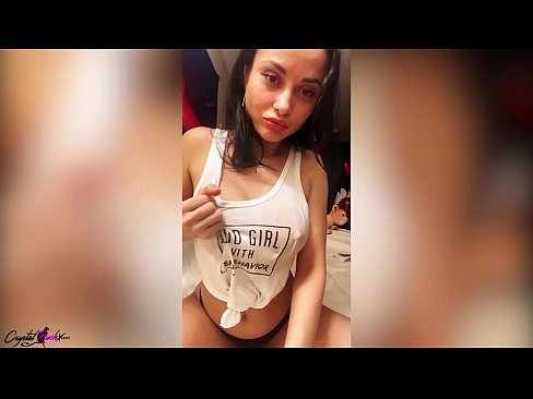 ❤️ Rintava kaunis nainen runkkaa pilluaan ja hyväilee valtavia tissejään märässä t-paidassaan ❌ Venäläinen porno at fi.sextoysformen.xyz ﹏